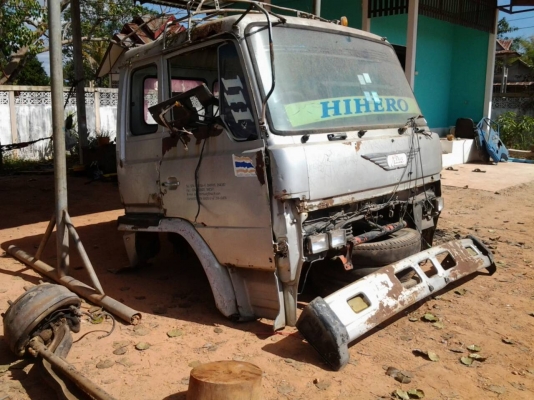 HINO หัวแคบ 10 ล้อ อุปกรณ์ครบ พร้อมคานหน้า สำหรับนักปั้นมืออาชีพ