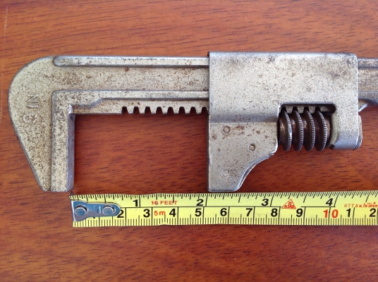 ขายประแจเลื่อน 9" Vintage