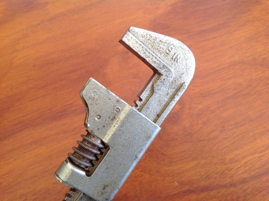 ขายประแจเลื่อน 9" Vintage