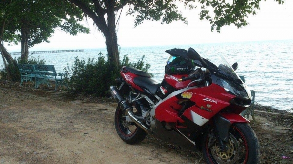 นอ้งฝากขายคาวาซากินินจาzx9 ทะเบียนครับ0897428087