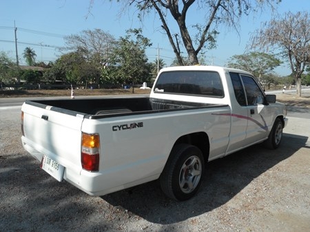 ขาย MITSUBISHI แค็ป เพาเวอร์ 2.5 เครื่องดี เกียร์ดี สภาพพร้อมใช้ ภาษีปี2557 เอกสารพร้อมโอน