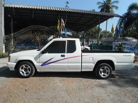 ขาย MITSUBISHI แค็ป เพาเวอร์ 2.5 เครื่องดี เกียร์ดี สภาพพร้อมใช้ ภาษีปี2557 เอกสารพร้อมโอน