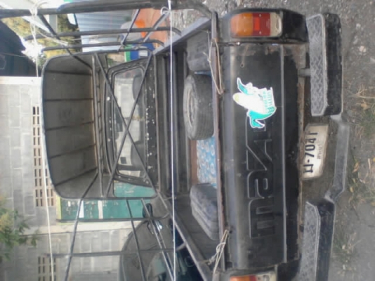 ขายครับ กระบะเล็ก มาสด้า 1300 วางเครื่อง นิสสัน1400ลงเล่มแล้วครับ