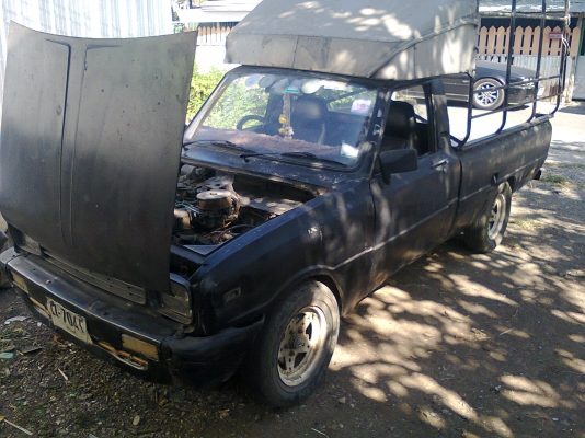 ขายครับ กระบะเล็ก มาสด้า 1300 วางเครื่อง นิสสัน1400ลงเล่มแล้วครับ