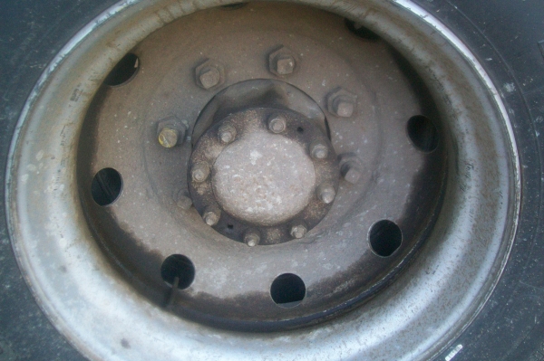 ฮีโน่zm18ล้อพ่วงบรรถุกวัตถุเหลว