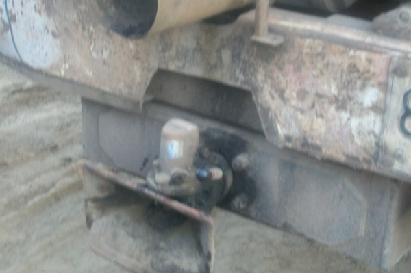 ฮีโน่zm18ล้อพ่วงบรรถุกวัตถุเหลว