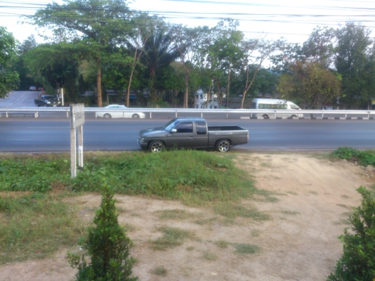 ขายนิสสันบิ๊กเอ็ม ตอนครึ่ง เดิมๆ เนี้ยบๆ