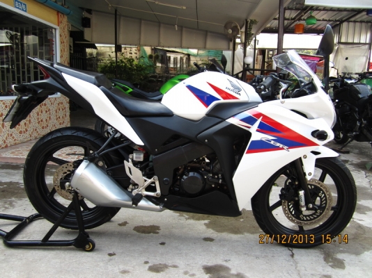 cbr150i ปี56 ทะเบียนพร้อมโอน รถสวย 50,000.- ด่วน