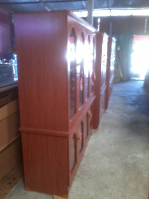 ขายตู้โชว์ ขนาด200 ซ.ม  ลึก 50ว.ม  สูง 180ซ.ม อยู่จ.ร้อยเอ็ด