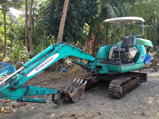 ขายรถขุด แมคโครเล็ก KOMATSU PC30-7 สภาพพร้อมใช้ราคาเบาๆ