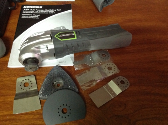 สว่านไขควงไร้สายเก่าเก็บสภาพใหม่ ทุกตัวไม่มีแบต อุปกรณ์อื่นๆ ขายเหมา