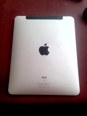 ipad1 32gb 3g wifi โทรได้