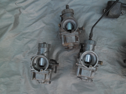 ปกับมอไซค์ -คาร์บู