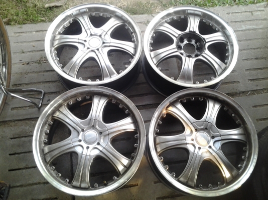 โรวิ่งฮาดขอบ17  4วงขายถูกๆ