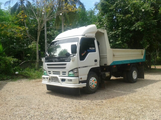 รถ6ล้อ ดั้มisuzu npr130. ปี50 สวยพร้อมใช้. ติดต่อ080-1405528
