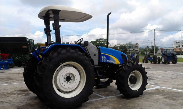 นิวฮอลแลนด์ T5060 ดาวน์ 180,000 บาท (3 งวด)