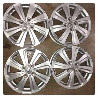 ขายล้อแม็กป้ายแดงToyota New 2013 ขอบ 15 ราคา 6,900 บ.ถูก