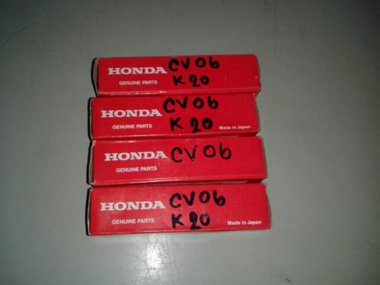 ขายหัวเทียน อิริเดี้ยมหัวเข็มใช้ในเครื่องCIVIC FD R18ของใหม่4 หัวของแท้เบิกห้างหัวล่ะ400บาท