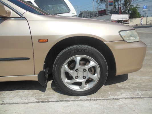 ต้องการขาย รถยนต์ Honda Accord รุ่นงูเห่า ปี2001 ต้องการขาย รถยนต์ Honda Accord รุ่นงูเห่า ปี2001