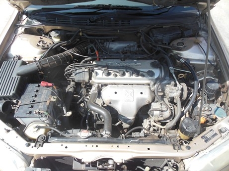 ต้องการขาย รถยนต์ Honda Accord รุ่นงูเห่า ปี2001 ต้องการขาย รถยนต์ Honda Accord รุ่นงูเห่า ปี2001