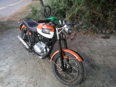 ขาย Triumph T100