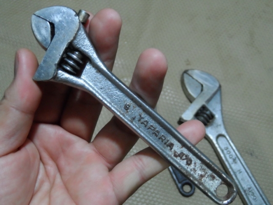 ประแจเลื่อน 3 ขนาด