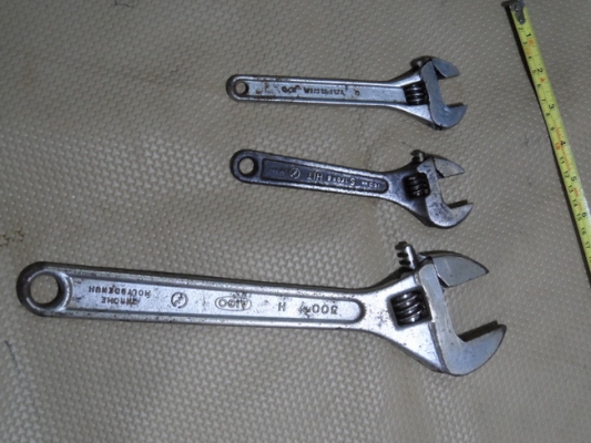 ประแจเลื่อน 3 ขนาด