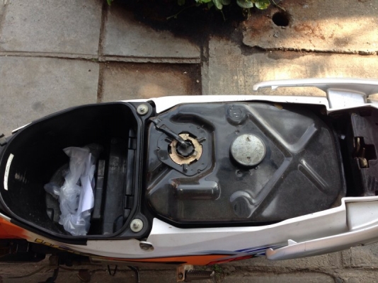 ]WAVE 125R สต๊าทเท้าสีส้มขาวแต่งภายนอกสภาพนางฟ้าลดสุดๆเหลือ19000รายละเอียดด้านใน