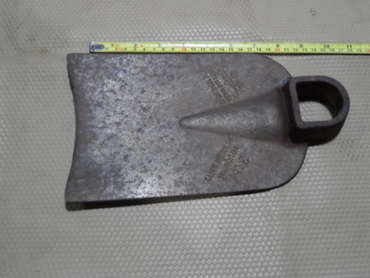 จอบ ตราจรเข้สามดาว