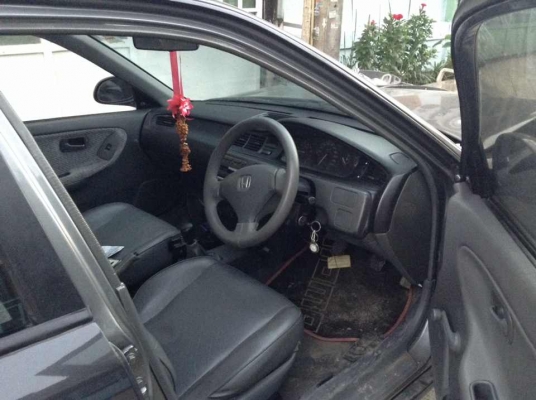 ขายรถอุบัติเหตุ ปี93 ซ่อมอีกหมื่นกว่าบาทไม่มีเงินซ่อม ขายรถอุบัติเหตุ ปี93 ซ่อมอีกหมื่นกว่าบาทไม่มีเงินซ่อม