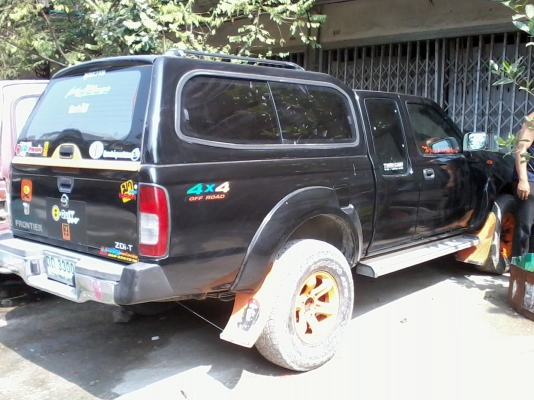 ขายNISSAN FRONTIER TOP ปี2002 สีดำ