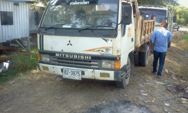 ขาย CANTER 100 แรง 1 คัน  115 แรง  1 คัน