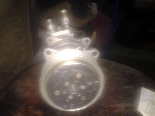 ขายคอมแอร์ กีกิ กำลังอัดดีแอร์เย็นเจี๊ยบ