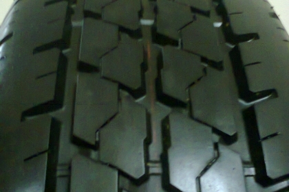 LEE 677 195R14 สวยไม่ลงดินดอกเต็มครึ่งราคา