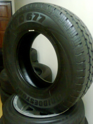 LEE 677 195R14 สวยไม่ลงดินดอกเต็มครึ่งราคา