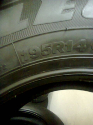 LEE 677 195R14 สวยไม่ลงดินดอกเต็มครึ่งราคา