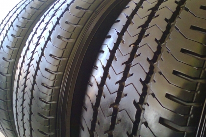 215R14 สวยหนักดอกเต็ม1ชุดปีสดๆ ปีที่แล้ว