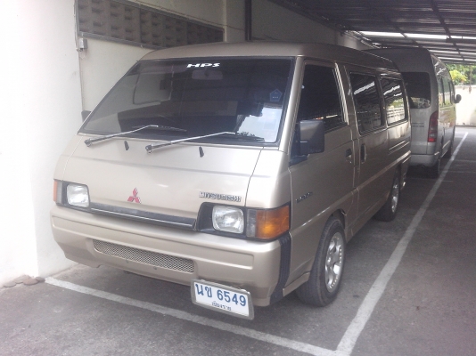 ขายรถตู้เอนกประสงค์   มิตซู L300