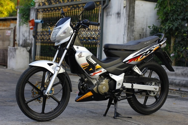 ขาย โซนิค เดิมๆ ล้อแม๊ก