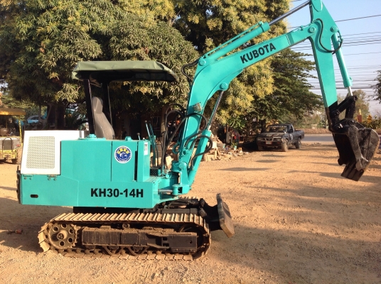ขายรถแบ็คโฮKUBOTA KH14 ขนาดpc30รถเก่านอกสภาพพร้อมใช้งานมีเอกสารพร้อมสนใจติดต่อ 085-5632278 (ราคาต่อรองได้)