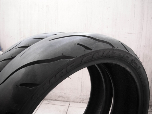 ขายยาง ติดรถ KTM มือสอง สถาพ 95\% ขายยาง ติดรถ KTM มือสอง สถาพ 95\%