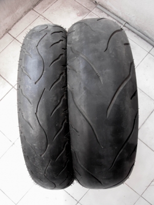 ขายยาง ติดรถ KTM มือสอง สถาพ 95\% ขายยาง ติดรถ KTM มือสอง สถาพ 95\%