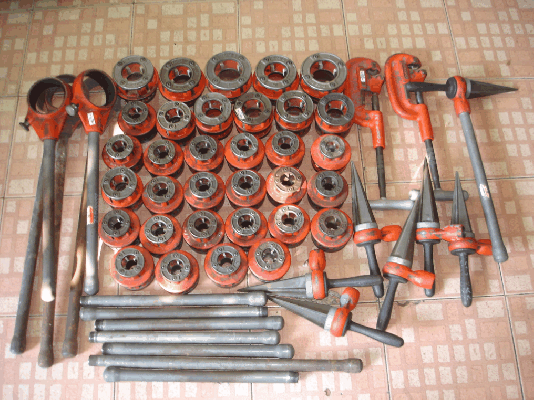 ขายเหมาชุดตาบเกลียว เจาะคว้านรูและคัตเตอร์ RIDGID U.S.A. คับ