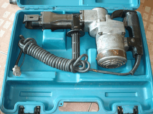 ขายแย็กปูนไฟฟ้า Makita HM1201 แท้แน่นอน 100\%