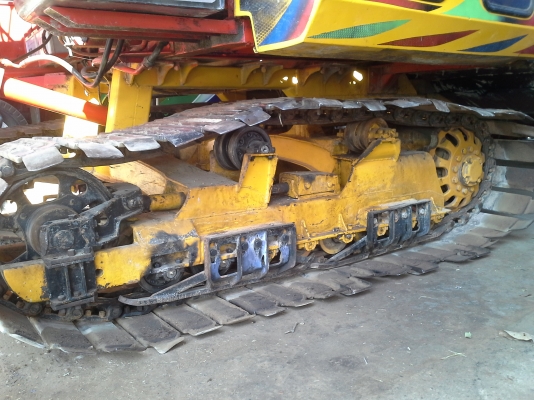 ส่งถึงบ้านแล้วครับ KM 47 เดิน 12 HT(comosak) 2 ระบบ (รองกระสอบและอุ้ม)  เครื่อง 6HH+bo Hoset ใหม่ (250 แรง) โซ่ D2  46 ข้อ โรลเลอร์ D2 12 ลูก หน้าเกี่ยว 3 เมตร อุ้มเลด 2.3 ตัน ปั้มไดกิ้น 23 มอร์เตอร์ใหญ่ยิงตรง