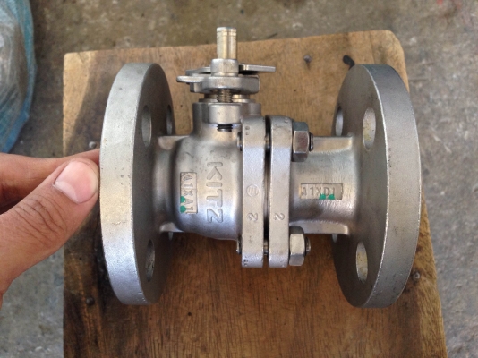 ขาย บอลวาล์วสแตนเลส KITZ  ขนาด 1 นิ้ว สภาพสวยมาก พร้อมใช้งาน มีอยู่ 25 ตัวครับ