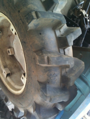 ขายรถIseki ts2810 พร้อมเครื่องตัดหญ้า