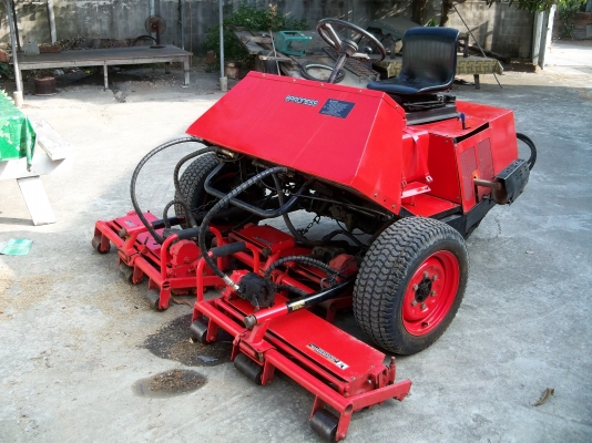 ขายด่วนรถตัดหญ่า