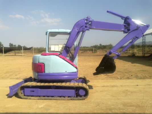 ขายรถขุดเก่านอก KOMATSU PC50UU-2 พร้อมใช้งานได้เลยจ้า 084-4873923 ขายรถขุดเก่านอก KOMATSU PC50UU-2 พร้อมใช้งานได้เลยจ้า 084-4873923