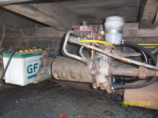 ขายF18 HINO HO7C 185 แรง เพลาเดียว คอกไม้ เบรคทิฟฟิ่ พาวเวอร์ ทะเบียนมี ภาษีครบ